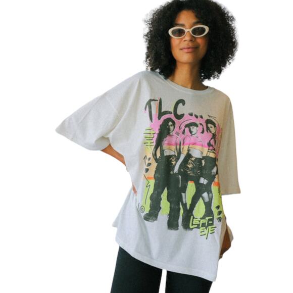 Daydreamer TLC Singles OS Tee One Size Oversized White Band Graphic New Flaw - Picture 1 of 9